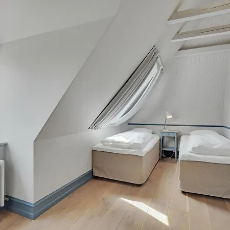 Appartamento 2 Bedroom Stunning In *